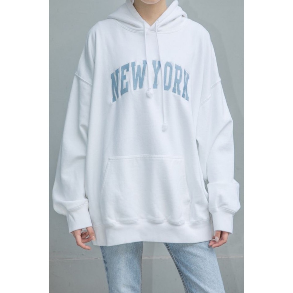 Brandy Melville White / Baby Blue New York Hoodie
